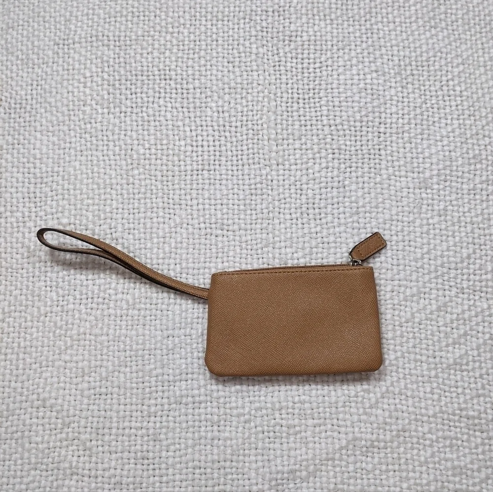 Classic Rosetti Warm Tan Faux Leather Wristlet, Clutch, or Coin Purse‎